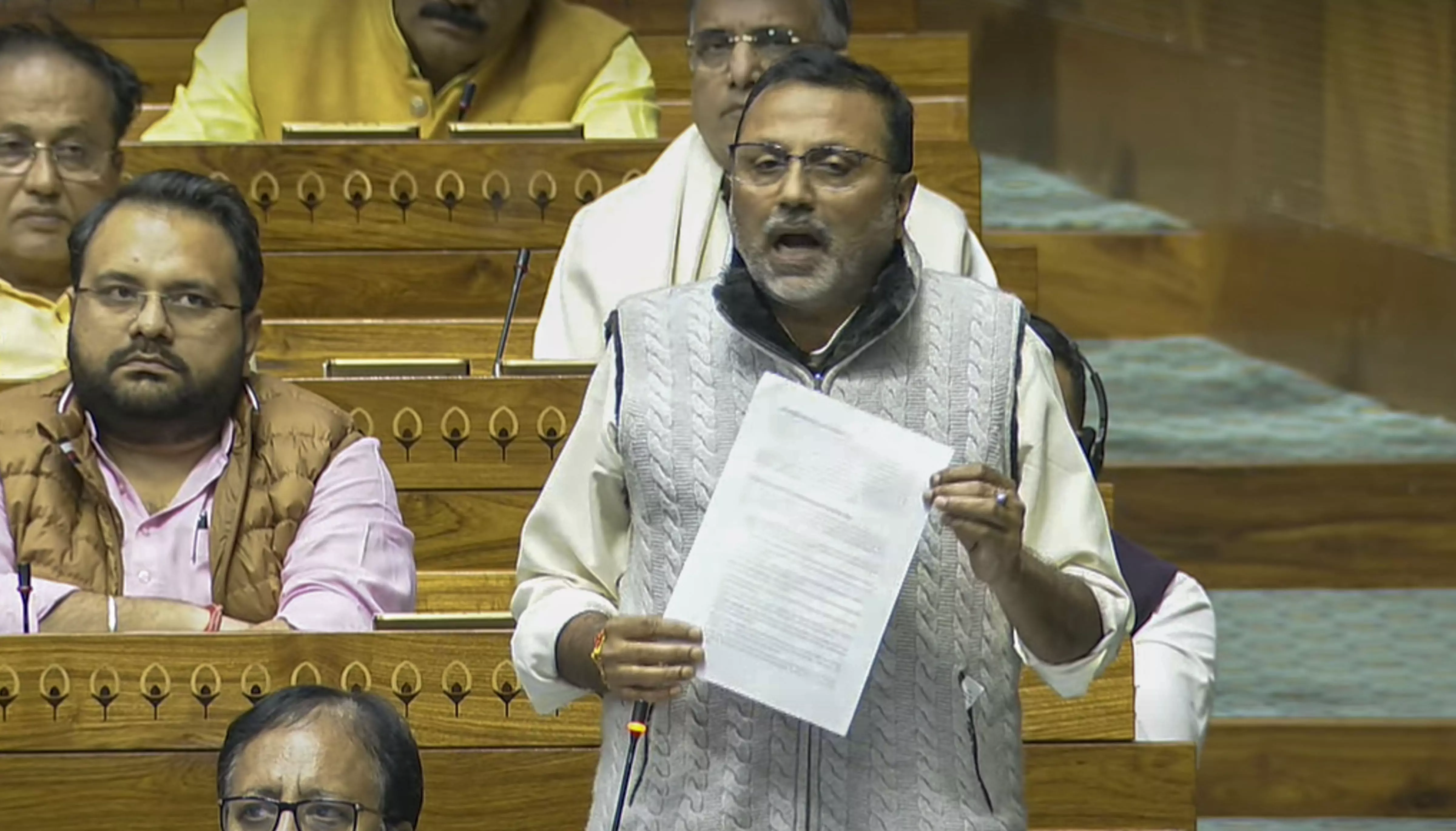 Dubey Moves Privilege Motion Against Rahul