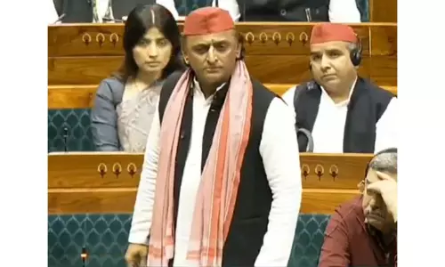 Akhilesh slams UP govt over Kumbh deaths