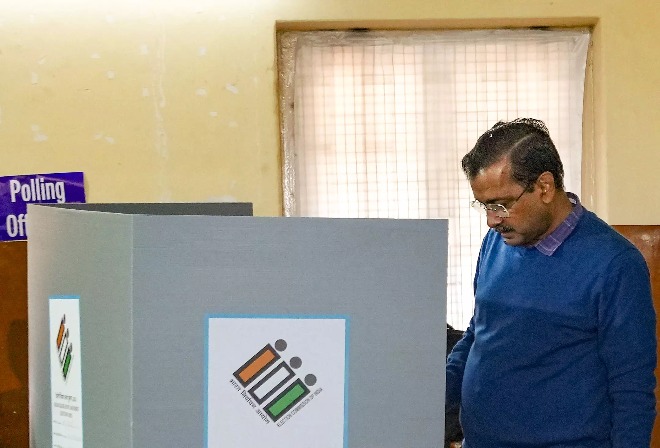 Delhi Polls: Arvind Kejriwal casts vote along with his family