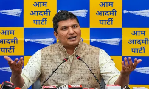 Saurabh Bharadwaj accuses Delhi police of barricading polling stations