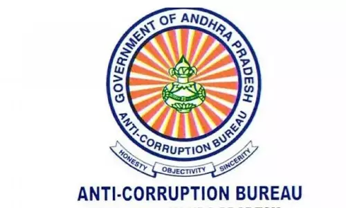 ACB Sleuths Trap Food Safety Officer, Attendant in Eluru for Taking Bribe