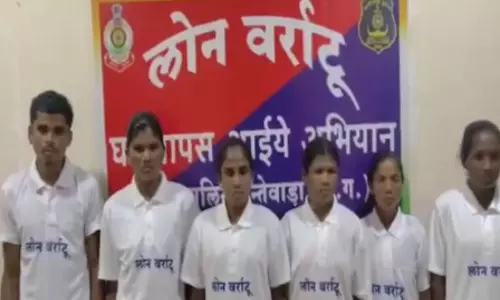 Chhattisgarh: Six Hardcore Maoists, Including 5 Women surrender Chhattisgarh: Six Hardcore Maoists, Including 5 Women surrender