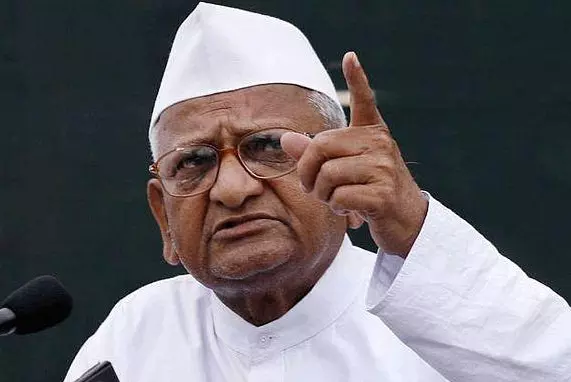 AAP drowned due to liquor policy, focus on money: Anna Hazare