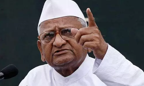 AAP drowned due to liquor policy, focus on money: Anna Hazare