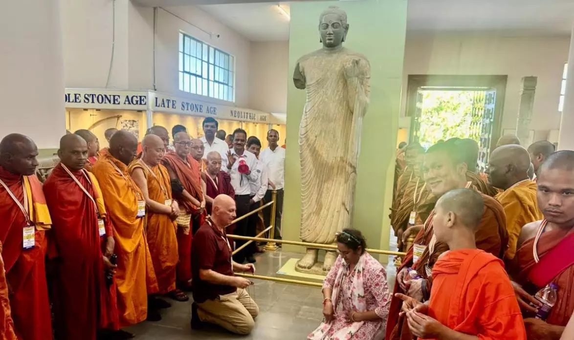 Int’l Buddhist Monks Thrilled with Nagarjunakonda Monuments