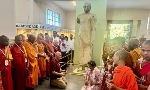 Int’l Buddhist Monks Thrilled with Nagarjunakonda Monuments