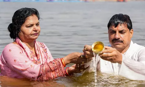 Over 410 million devotees take holy dip at Triveni Sangam