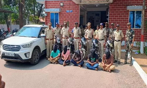 Jagtial Police Nabbed Five Members of Vehicle Lifting Gang