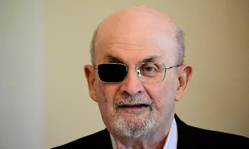 Testimony in trial of man accused of trying to kill Salman Rushdie heads into 2nd day