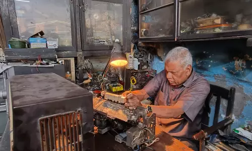 Mahboob Radio Service, where old radios still sing Mahboob Radio Service, where old radios still sing