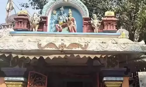 Mild tension prevailed after a devotee spotted a flesh piece at Temple premises