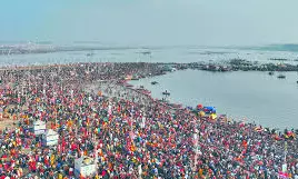 Grief as bodies of seven Kumbh pilgrims reach city