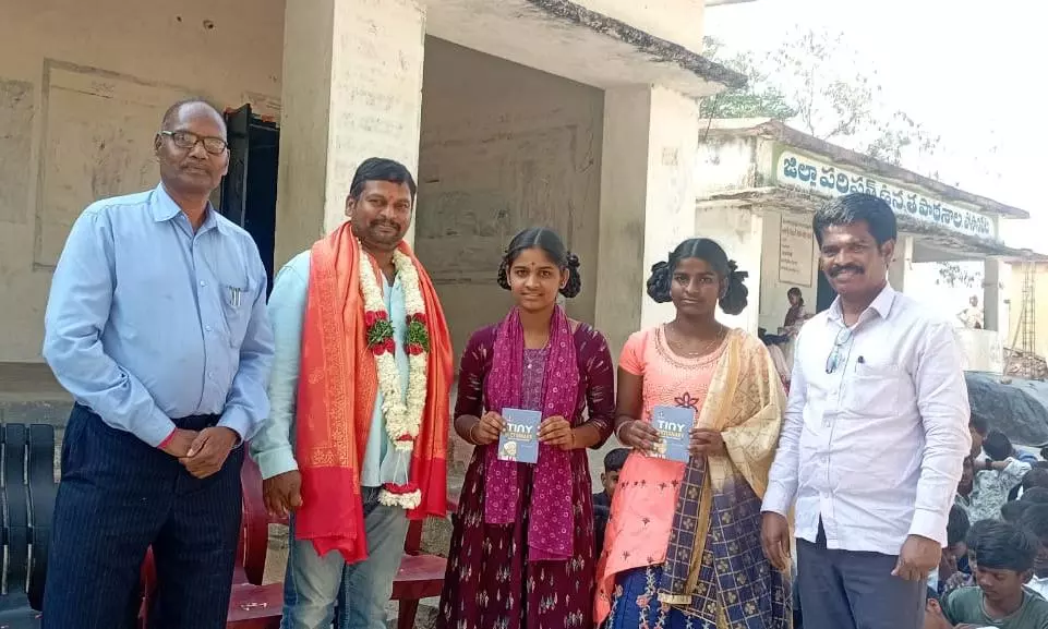 Telangana Schools Celebrate Nightingale of India as ‘English Language Day’