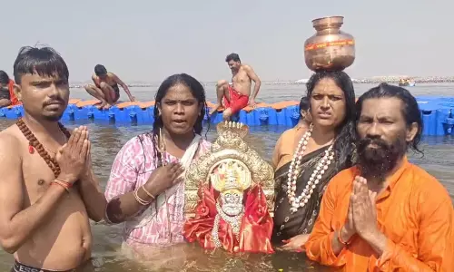 Karnataka: Supporters Pray at Maha Kumbh for Yatnal as CM