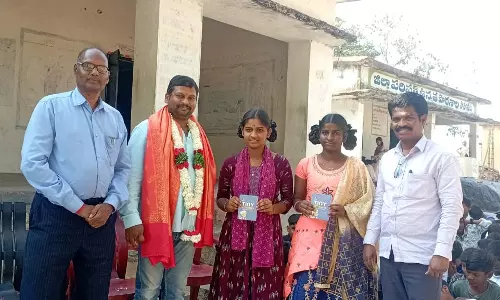 Telangana Schools Celebrate Nightingale of India as ‘English Language Day’