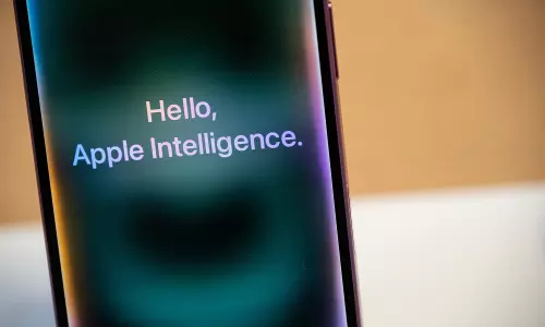 Apple’s Long-Promised AI Overhaul for Siri Runs Into Bugs, Possible Delays