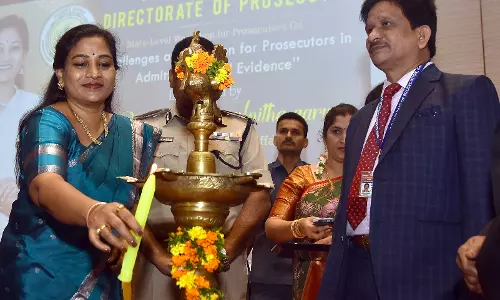 Anitha Stresses on High-End Technology to Curb Crime in AP