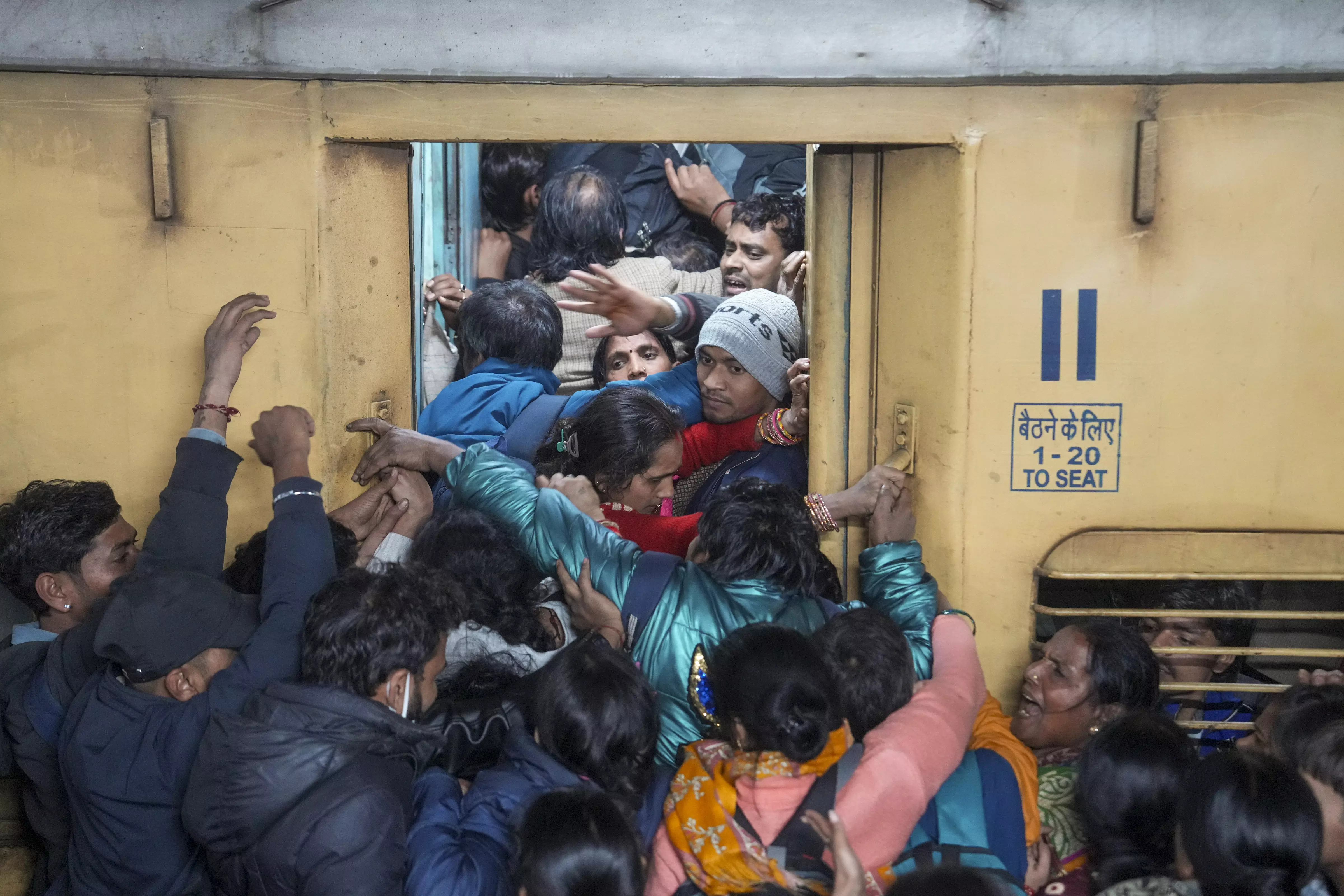 Carried bodies on handcarts: Porters recall stampede horror Carried bodies on handcarts: Porters recall stampede horror