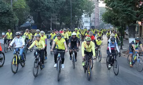 Use cycles as commuting option: Sports Minister urges youngsters Use cycles as commuting option: Sports Minister urges youngsters