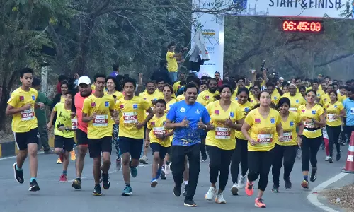 Marathoners pump up the running