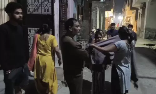 Earthquake hits Delhi, tremors felt across NCR