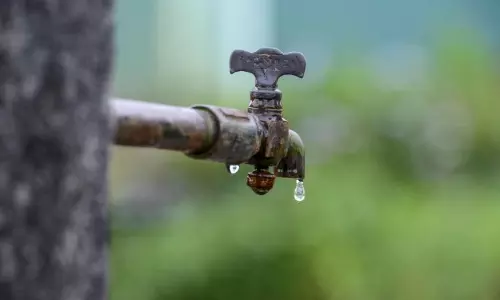 Acute water shortage hits people in tribal areas Acute water shortage hits people in tribal areas