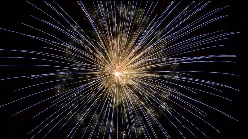 Fireworks accident at temple in Kerala injures five Fireworks accident at temple in Kerala injures five