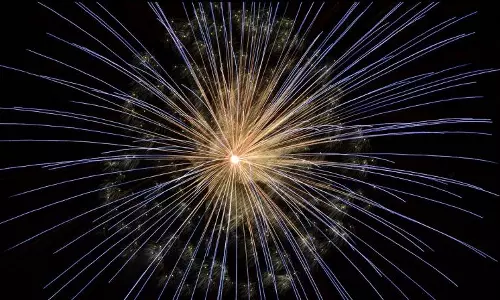 Fireworks accident at temple in Kerala injures five