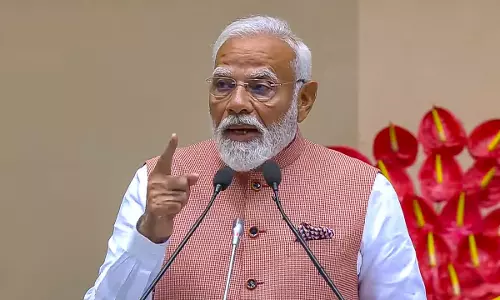 Modi calls for leaders with vision