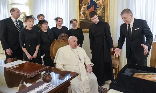 Pope Francis Still at Risk, but Condition Stable, Medical Team Says