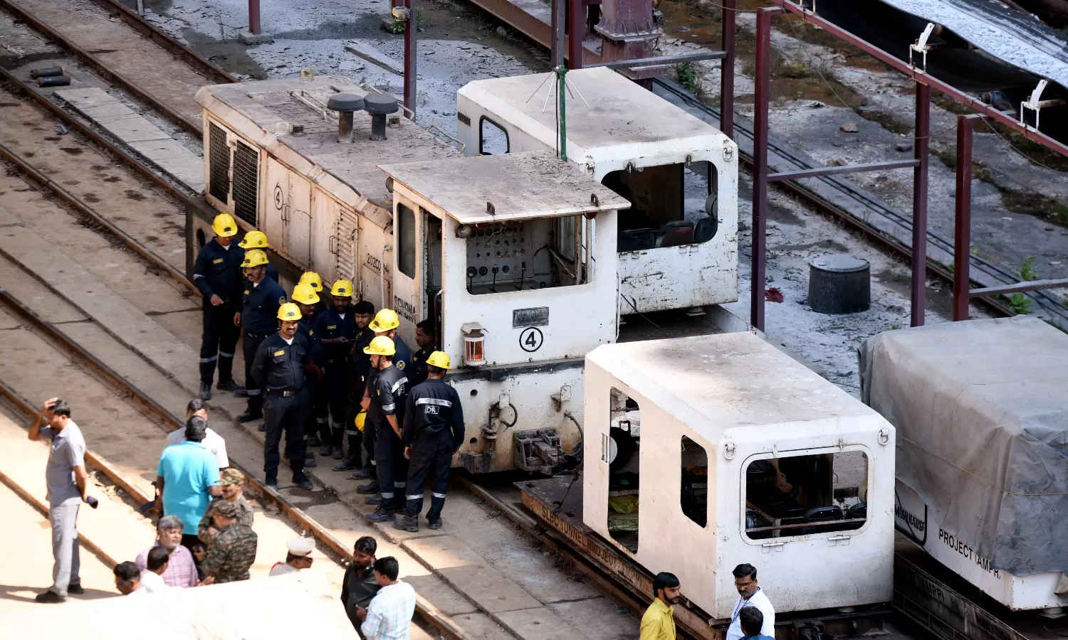 Govt making all-out efforts to rescue trapped workers, says Komatireddy Venkat Reddy