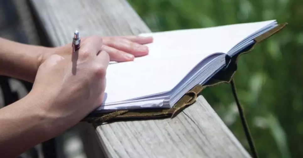 Start-up develops reusable smart notebooks Start-up develops reusable smart notebooks