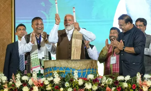 PM Modi attends biggest ever jhumur even in Assam