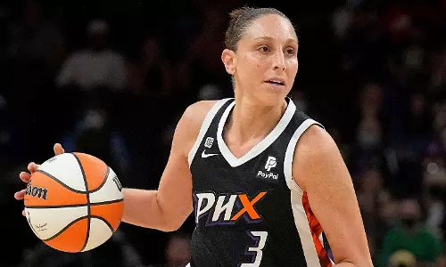 Diana Taurasi of the Phoenix Mercury retires after 20 WNBA seasons, 3 titles and 6 Olympic golds