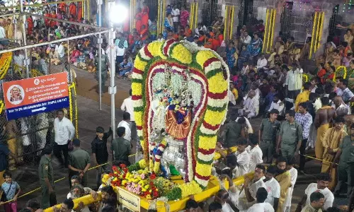 Fruit, Flower Prices Soar As Devotees Shop For Mahashivaratri