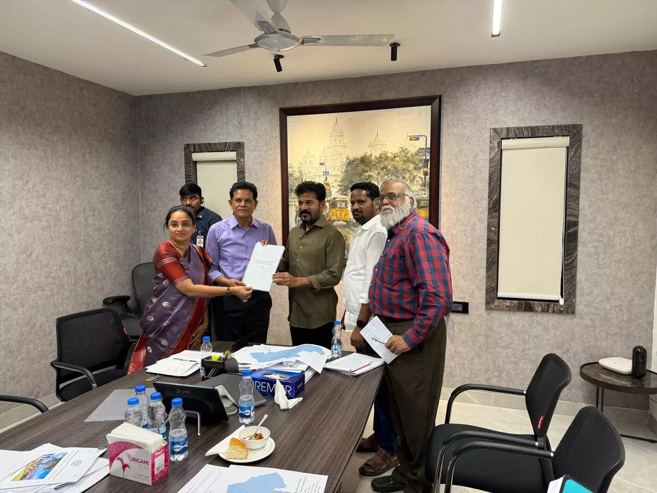 Telangana Education Commission suggests better English instruction for improvement of govt. schools