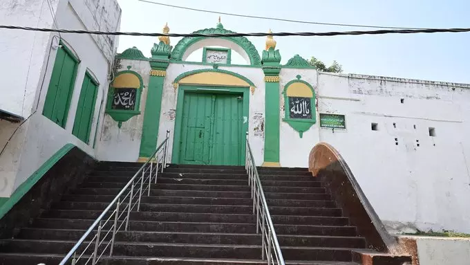Allahabad HC asks ASI to clean Jama Masjid in Sambhal Allahabad HC asks ASI to clean Jama Masjid in Sambhal