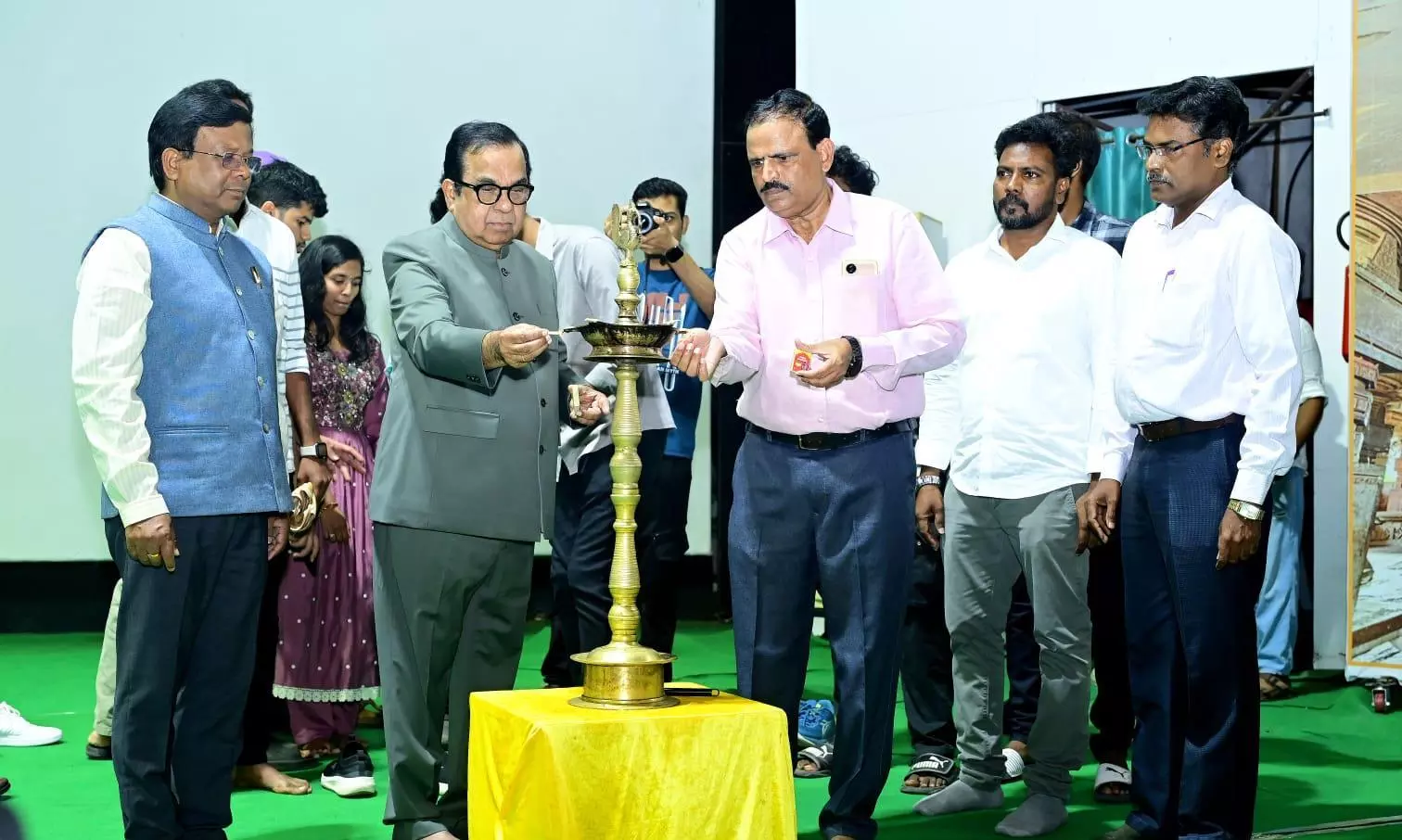Actor Brahmanandam Opens NIT’s Springspree 2025 Fete Actor Brahmanandam Opens NIT’s Springspree 2025 Fete