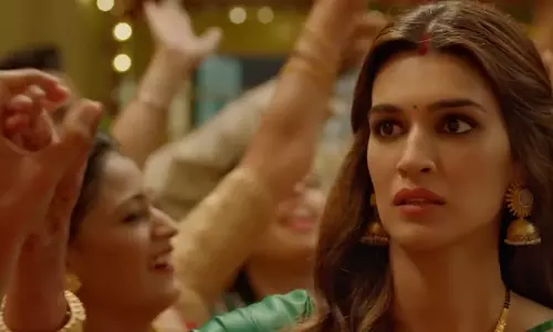 Six Years of Luka Chuppi as Kriti Sanons Rashmi Redefined Bollywood Heroines