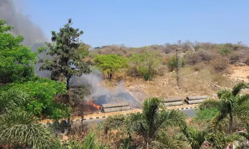 Hyderabad City Briefs: Fire near TG Bhavan quickly contained
