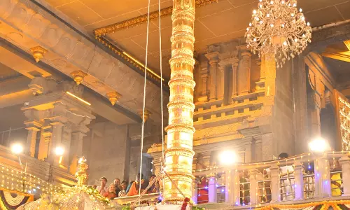 Yadagirigutta Sees Rs 1-Cr Collection on Holy Monday Yadagirigutta Sees Rs 1-Cr Collection on Holy Monday