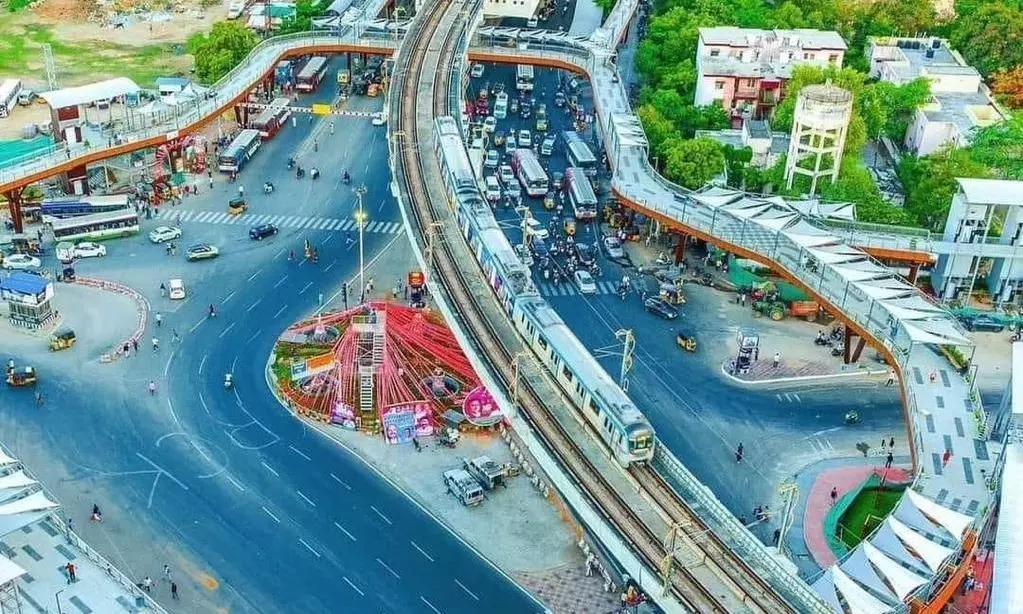 Hyderabad Metro Rail encourages skywalks for easy entry, exit Hyderabad Metro Rail encourages skywalks for easy entry, exit