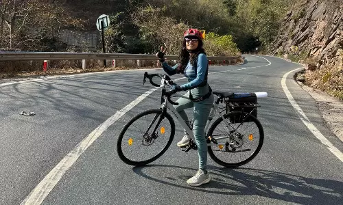 Woman mountaineer seeks support for Mount Everest expedition Woman mountaineer seeks support for Mount Everest expedition