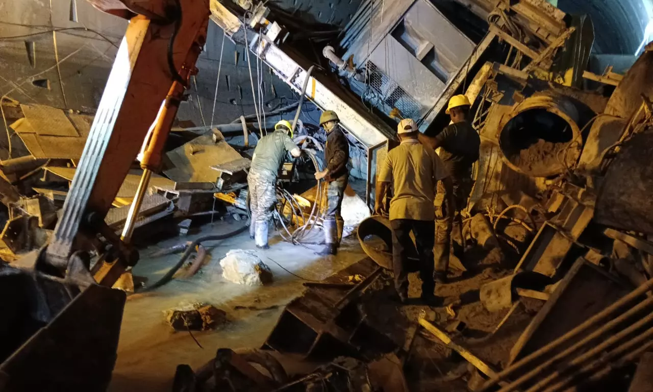 Army and other multiple agencies continue rescue operations in SLBC tunnel Army and other multiple agencies continue rescue operations in SLBC tunnel