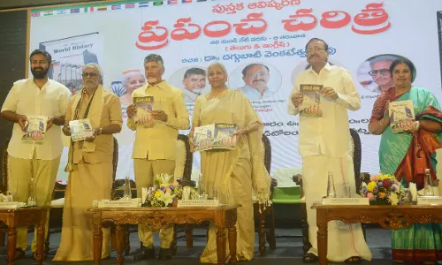 History is compass for future, says CM Naidu