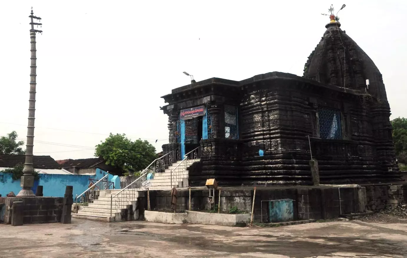 1400-Year-Old Jain Temple Still Attracts Crowds 1400-Year-Old Jain Temple Still Attracts Crowds
