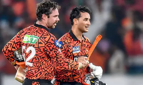 277 was unthinkable until Sunrisers did it: Aakash Chopra 277 was unthinkable until Sunrisers did it: Aakash Chopra