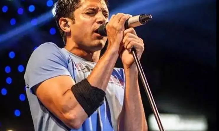 Farhan Akhtar Shares a Video from His Concert Celebrating Women’s Day