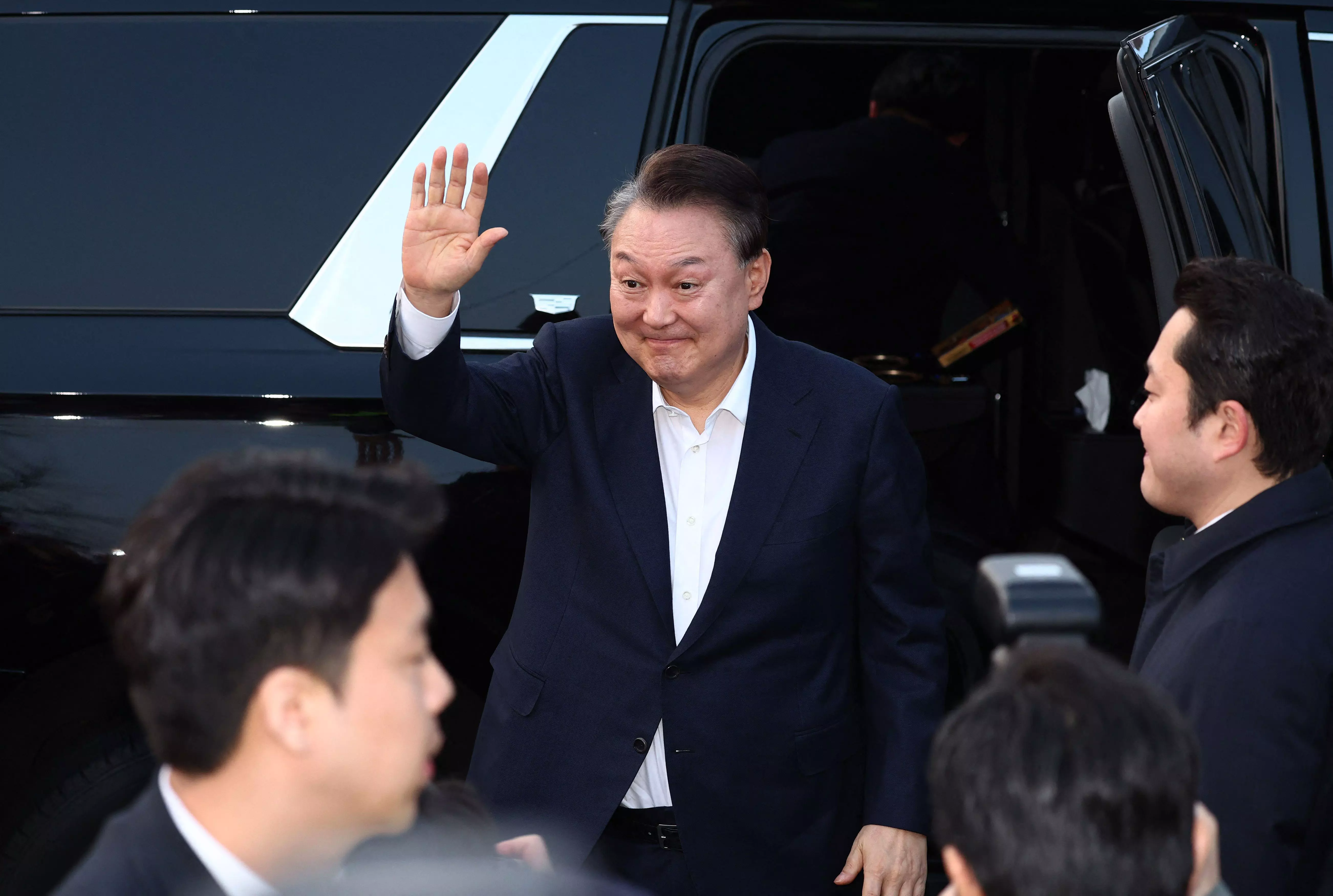 South Koreas impeached President Yoon released from prison South Koreas impeached President Yoon released from prison