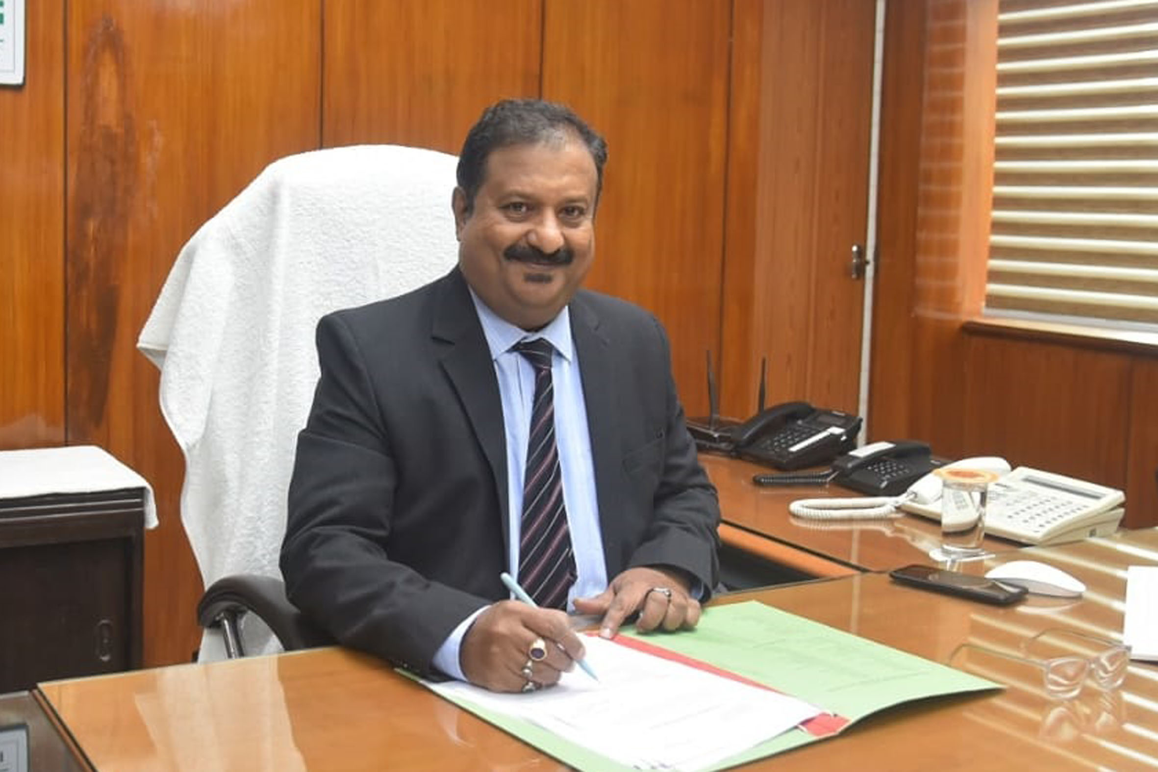 Ismail Rind New director for RINL